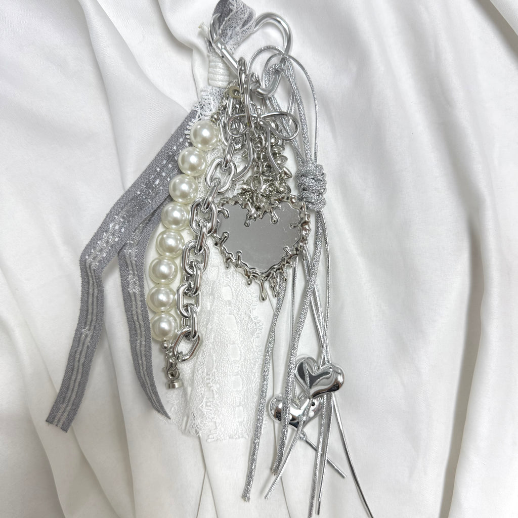 22. DIY Special Design Pearl Pendant keychain Gift - For Bags - For Dolls - For Car Accessories (No Doll)