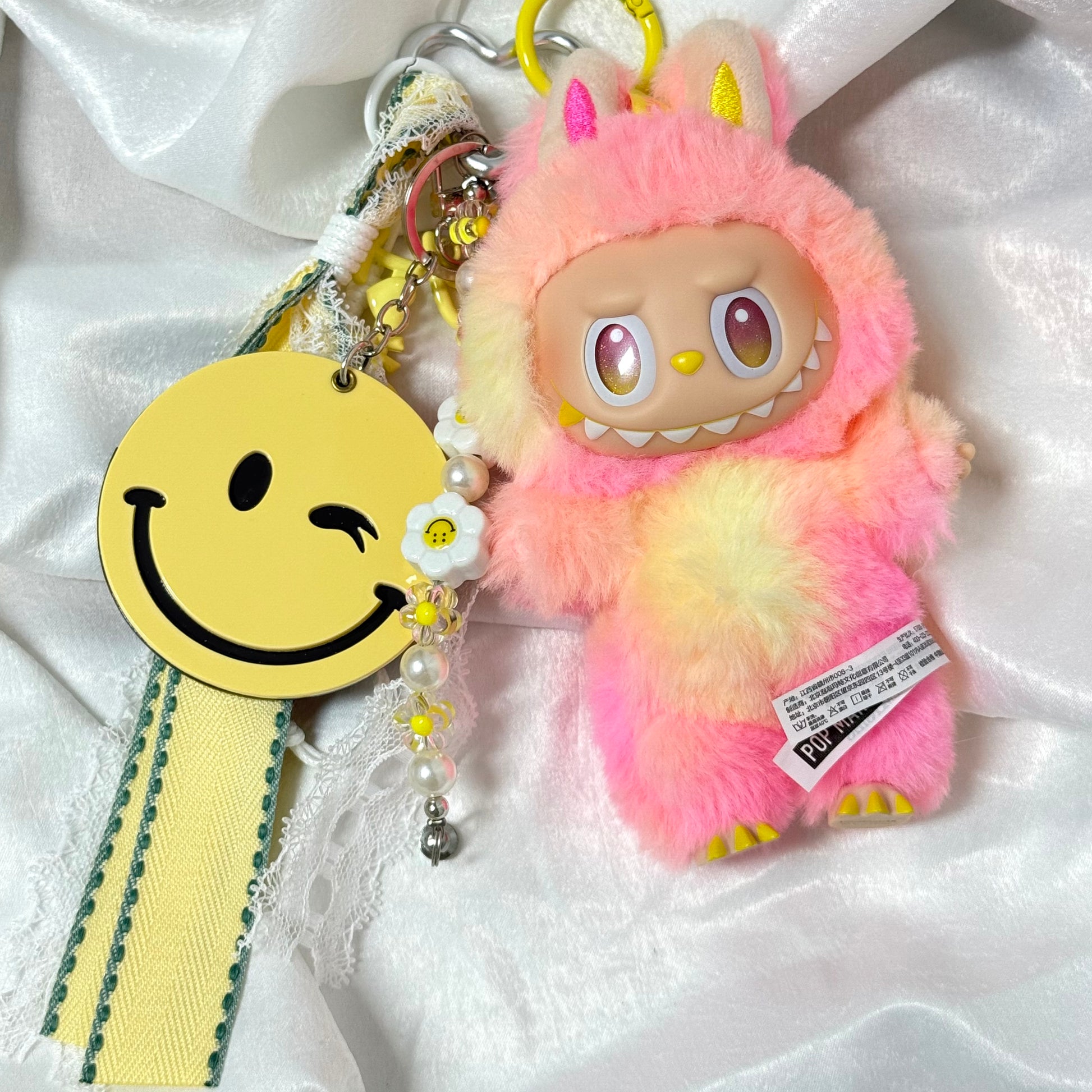 48. DIY Special Design Smile-face Pendant Keychain Gift - For Bags - For Dolls - For Car Accessories (No Doll)