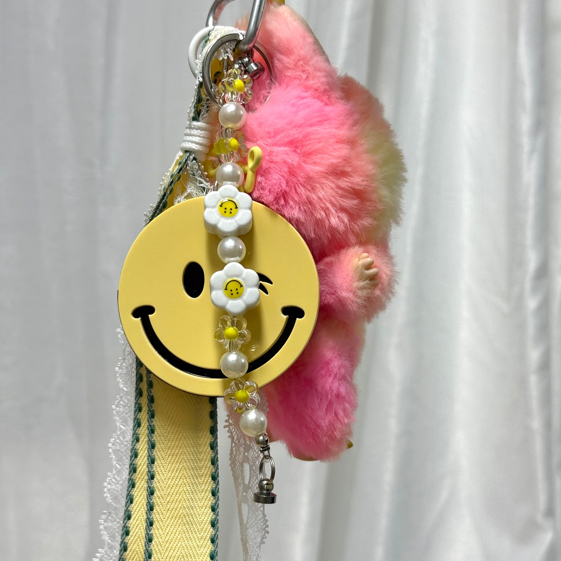 48. DIY Special Design Smile-face Pendant Keychain Gift - For Bags - For Dolls - For Car Accessories (No Doll)